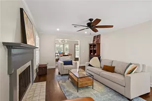 501 Defoors Mill Cir NW, Atlanta, GA 30318 - Photo 6