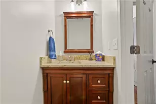 501 Defoors Mill Cir NW, Atlanta, GA 30318 - Photo 16
