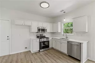 3913 Willow Fields Ct, Loganville, GA 30052 - Photo 10