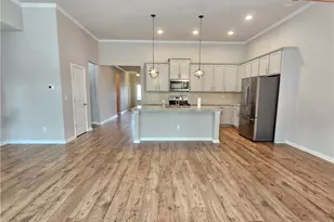 5414 Town Square Way, Flowery Branch, GA 30542 - Photo 4