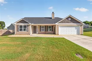 2115 Crown Park Dr, Winder, GA 30680 - Photo 1