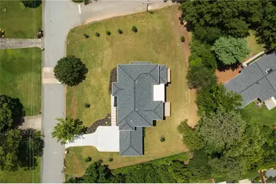 720 Glenforest Road, Sandy Springs, GA 30328 - Photo 66