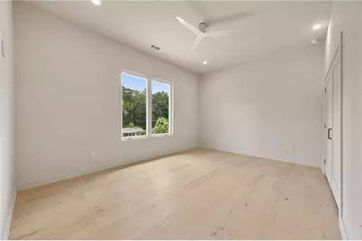 720 Glenforest Road, Sandy Springs, GA 30328 - Photo 46