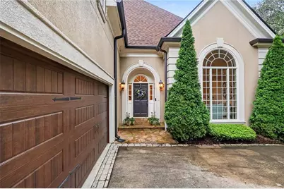 525 Avignon Court, Atlanta, GA 30350 - Photo 2