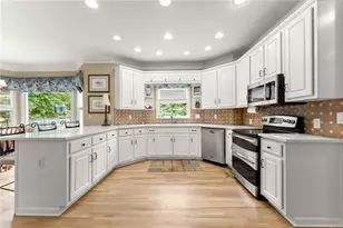 4795 Windding Rose Dr, Suwanee, GA 30024 - Photo 4