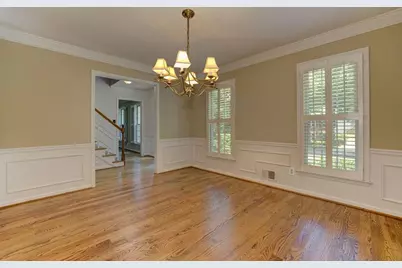 420 Sassafras Lane, Roswell, GA 30076 - Photo 8