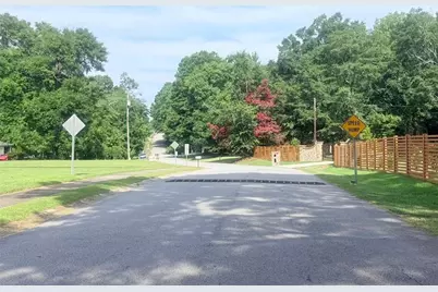 3879 Sharon Drive, Powder Springs, GA 30127 - Photo 18