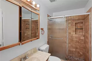 2933 E Howell Dr, Lawrenceville, GA 30044 - Photo 12