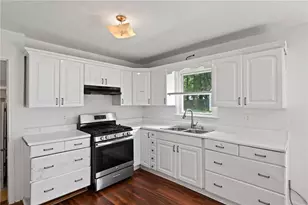 2933 E Howell Dr, Lawrenceville, GA 30044 - Photo 8