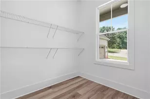5676 Meadow View Dr, Jefferson, GA 30549 - Photo 34
