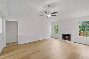 1700 Bismarck Cir, Winder, GA 30680 - Photo 4