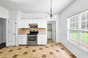 165 Shadetree Ln, Lawrenceville, GA 30044 - Photo 10