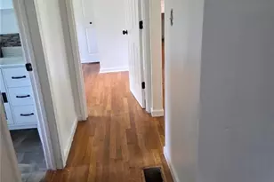 2396 Clarissa Dr NW, Atlanta, GA 30318 - Photo 8