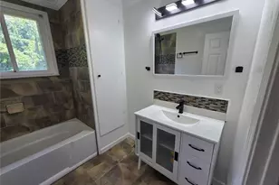 2396 Clarissa Dr NW, Atlanta, GA 30318 - Photo 12