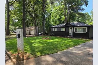 2396 Clarissa Drive NW, Atlanta, GA 30318 - Photo 2