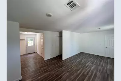 6066 Creekford Drive, Lithonia, GA 30058 - Photo 4