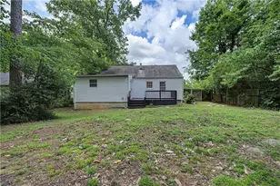 2327 Ben Hill Rd, Atlanta, GA 30344 - Photo 18