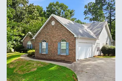 204 Huntwood Court, Ellenwood, GA 30294 - Photo 2