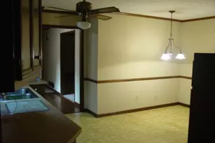 220 Lantern Ridge Ct, Alpharetta, GA 30009 - Photo 2