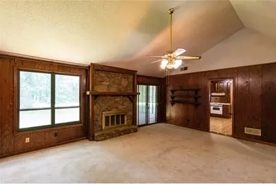 423 Dartmoor Drive NW, Marietta, GA 30064 - Photo 4