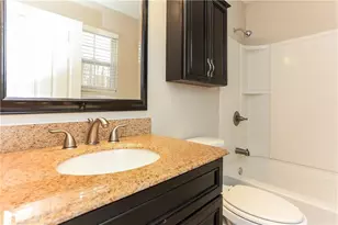 4981 Galbraith Cir, Stone Mountain, GA 30088 - Photo 10