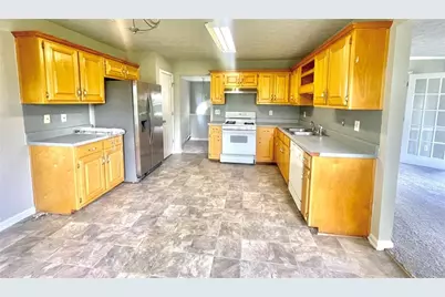 3095 Oak Grove Road, Loganville, GA 30052 - Photo 12