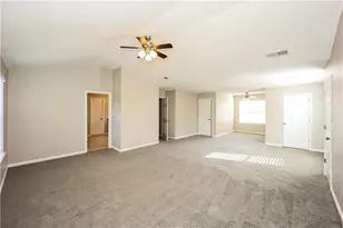 5176 Round Table Dr, Ellenwood, GA 30294 - Photo 2