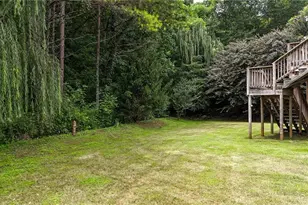 522 Carrington Ct, Canton, GA 30115 - Photo 2