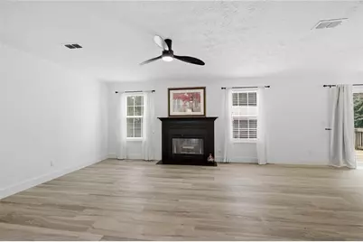522 Carrington Court, Canton, GA 30115 - Photo 8