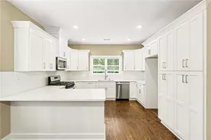 229 Little Brook Ln, Woodstock, GA 30188 - Photo 4