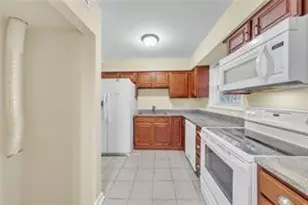 3275 Abbeywood Dr, Decatur, GA 30034 - Photo 2