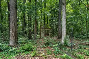 1955 Branchwood Ct, Snellville, GA 30078 - Photo 8