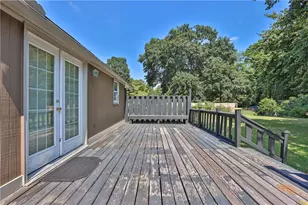 2184 Valley Creek Cir, Snellville, GA 30078 - Photo 38