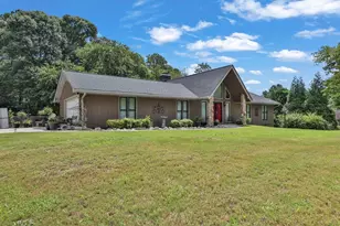 2184 Valley Creek Cir, Snellville, GA 30078 - Photo 6