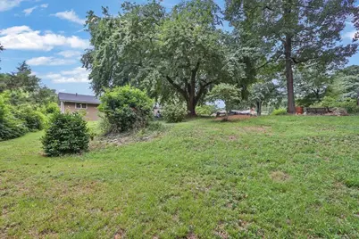 2184 Valley Creek Circle, Snellville, GA 30078 - Photo 32