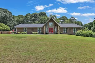 2184 Valley Creek Cir, Snellville, GA 30078 - Photo 1