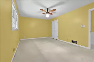 2184 Valley Creek Cir, Snellville, GA 30078 - Photo 8