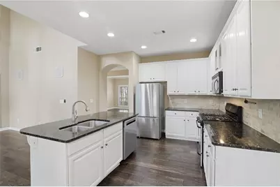 305 Bloomfield Court, Roswell, GA 30075 - Photo 14