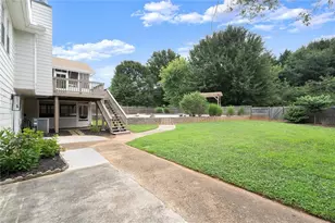 560 Saddle Creek Cir, Roswell, GA 30076 - Photo 64
