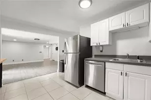 560 Saddle Creek Cir, Roswell, GA 30076 - Photo 56