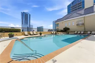 3334 Peachtree Rd NE, Atlanta, GA 30326 - Photo 20