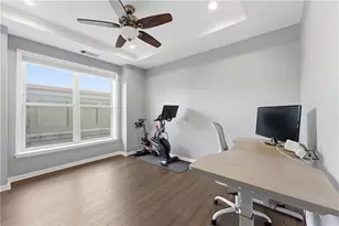 3334 Peachtree Rd NE, Atlanta, GA 30326 - Photo 18