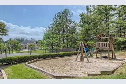 2574 Saint Paul Drive SW, Atlanta, GA 30331 - Photo 6