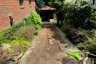 564 Wimbledon Rd NE, Atlanta, GA 30324 - Photo 6