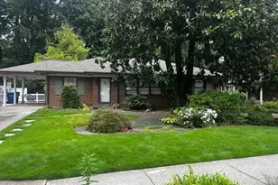 564 Wimbledon Rd NE, Atlanta, GA 30324 - Photo 1