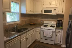 5516 Pinedale Cir, Sugar Hill, GA 30518 - Photo 16