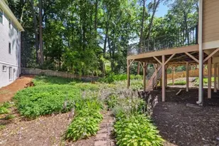 658 Timm Valley Rd NE, Atlanta, GA 30305 - Photo 28