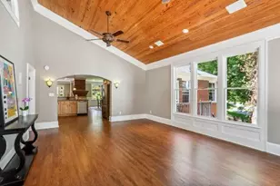 658 Timm Valley Rd NE, Atlanta, GA 30305 - Photo 14