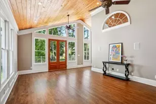 658 Timm Valley Rd NE, Atlanta, GA 30305 - Photo 10