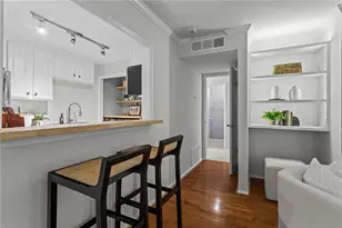 1014 Summit N Dr NE, Atlanta, GA 30324 - Photo 14